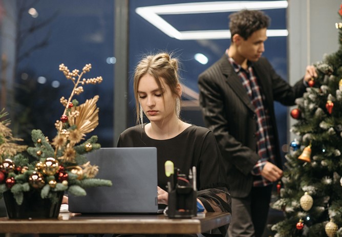 Christmas 2025 Opening Hours